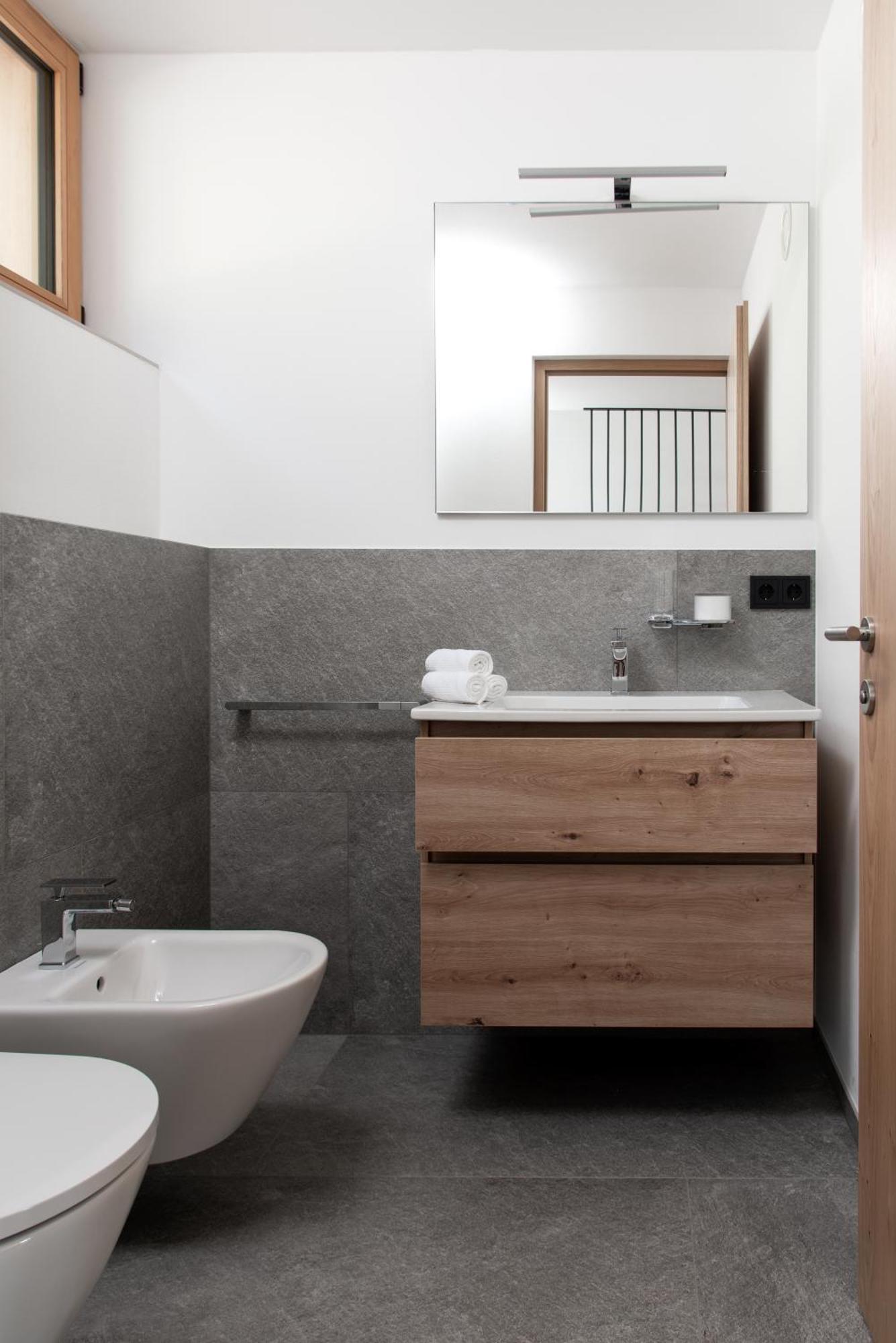 Noelani Natuerliches Waldidyll Apartment San Genesio Atesino Luaran gambar