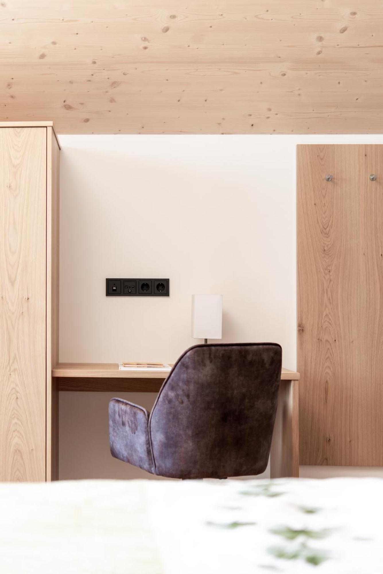 Noelani Natuerliches Waldidyll Apartment San Genesio Atesino Luaran gambar