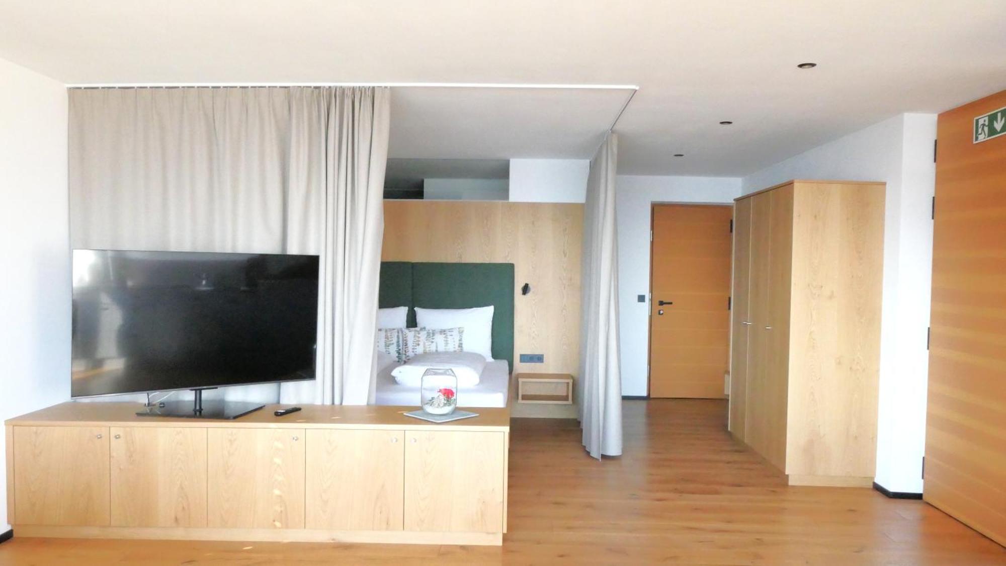 Noelani Natuerliches Waldidyll Apartment San Genesio Atesino Luaran gambar
